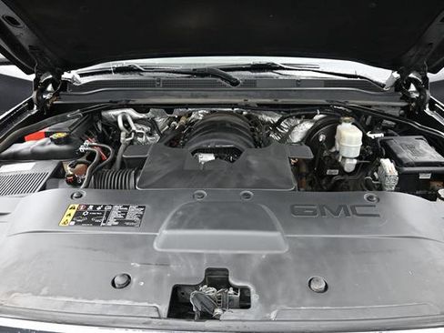 Used 2018 GMC Yukon Denali w/ Denali Ultimate Package RWD image 20