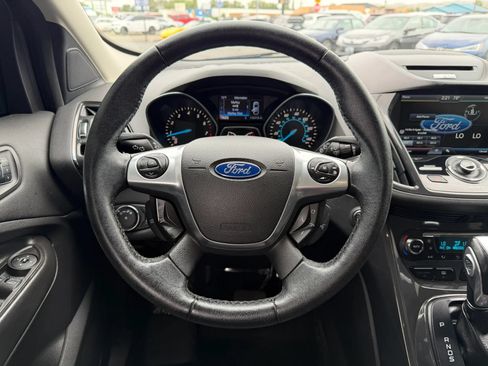 Used 2014 Ford Escape Titanium w/ Equipment Group 401A AWD/4WD image 21