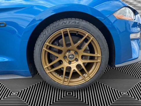 Used 2021 Ford Mustang GT Premium w/ GT Performance Package RWD image 9