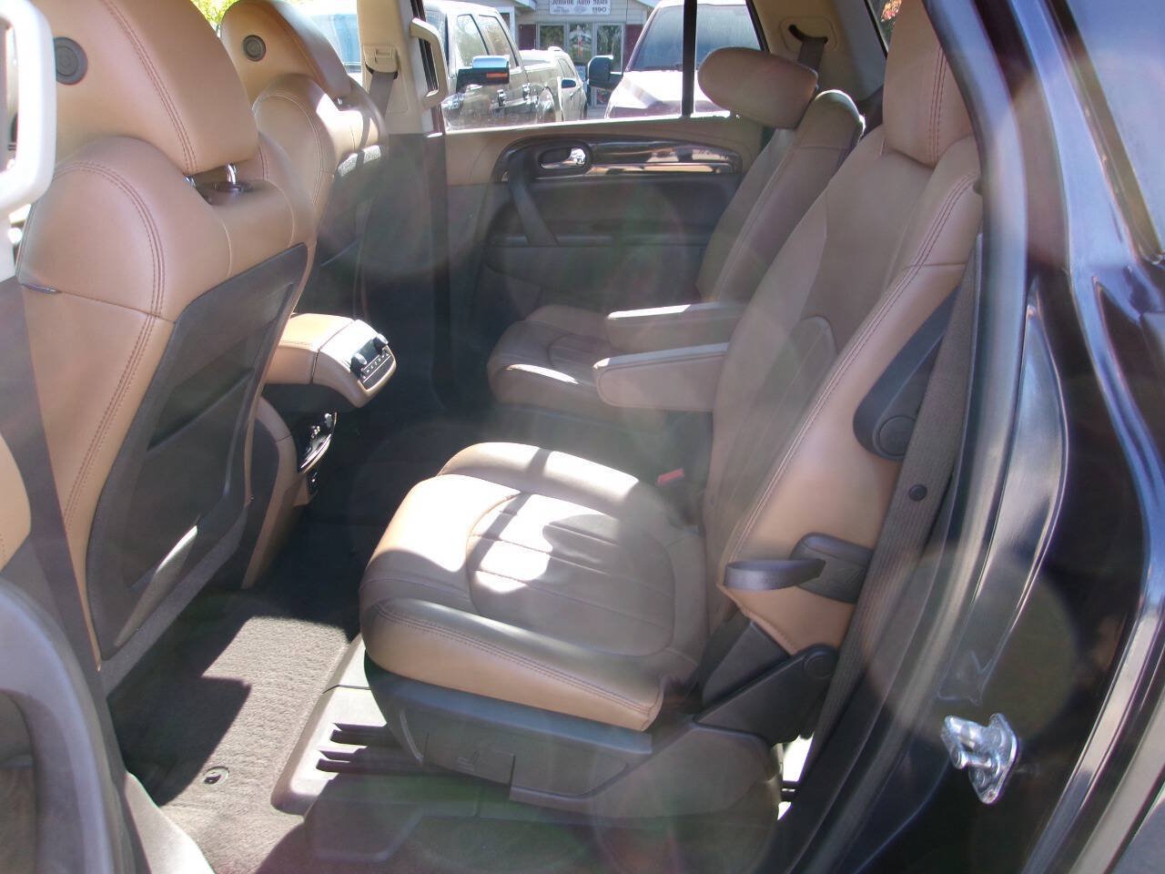 Used 2015 Buick Enclave Premium w/ Trailering Package FWD image 8