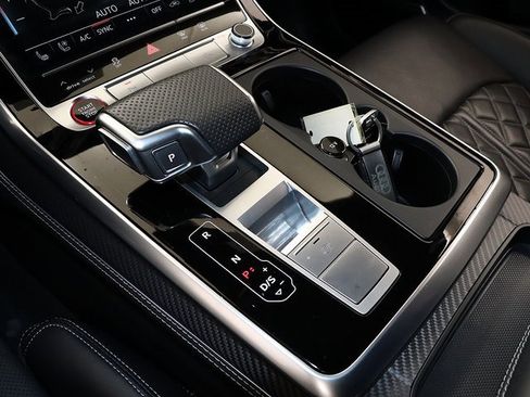 Used 2024 Audi SQ8 Premium Plus image 23