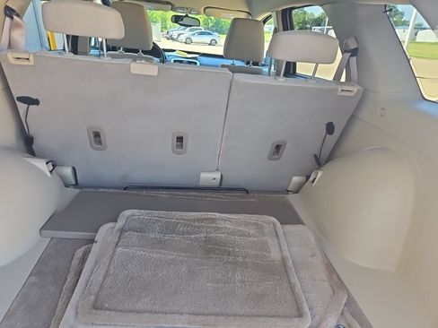 Used 2009 Chevrolet Equinox LT w/ LT Preferred Equipment Group FWD image 8
