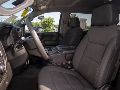 Used 2020 Chevrolet Silverado 1500 Custom Trail Boss w/ Custom Convenience Package AWD/4WD image 11