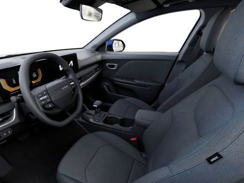 New 2026 Kia K4 FWD image 17