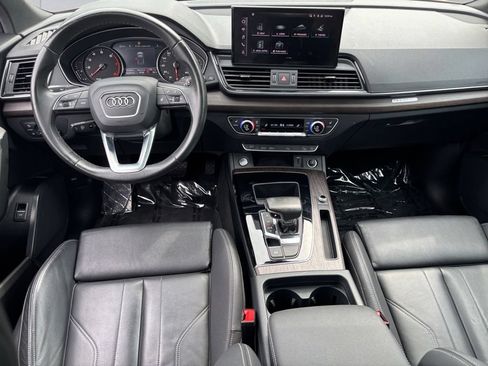 Used 2023 Audi Q5 2.0T Premium w/ Convenience Package AWD/4WD image 16
