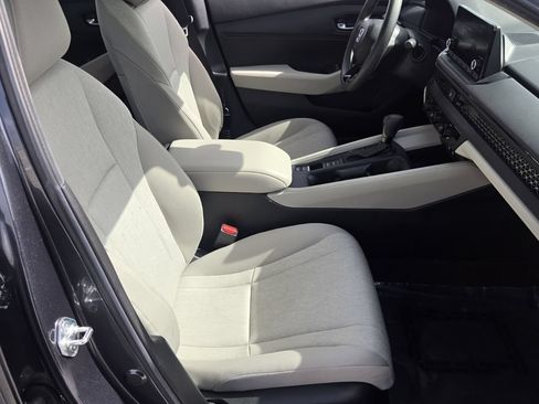 Certified 2025 Honda Accord LX image 15
