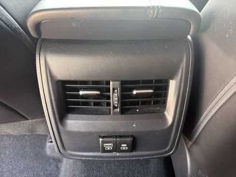 Used 2022 Toyota Avalon XLE FWD image 24
