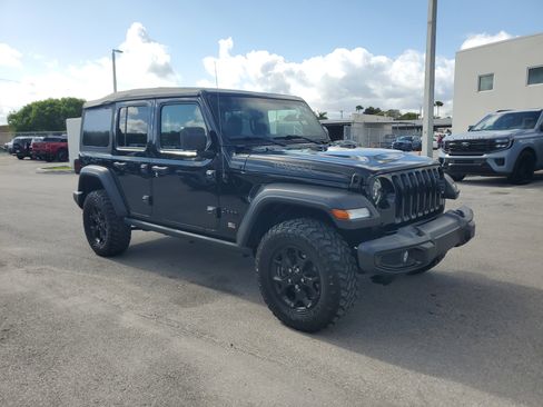 Used 2022 Jeep Wrangler Unlimited Sport AWD/4WD image 3