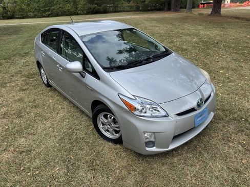 Used 2011 Toyota Prius Two FWD image 5