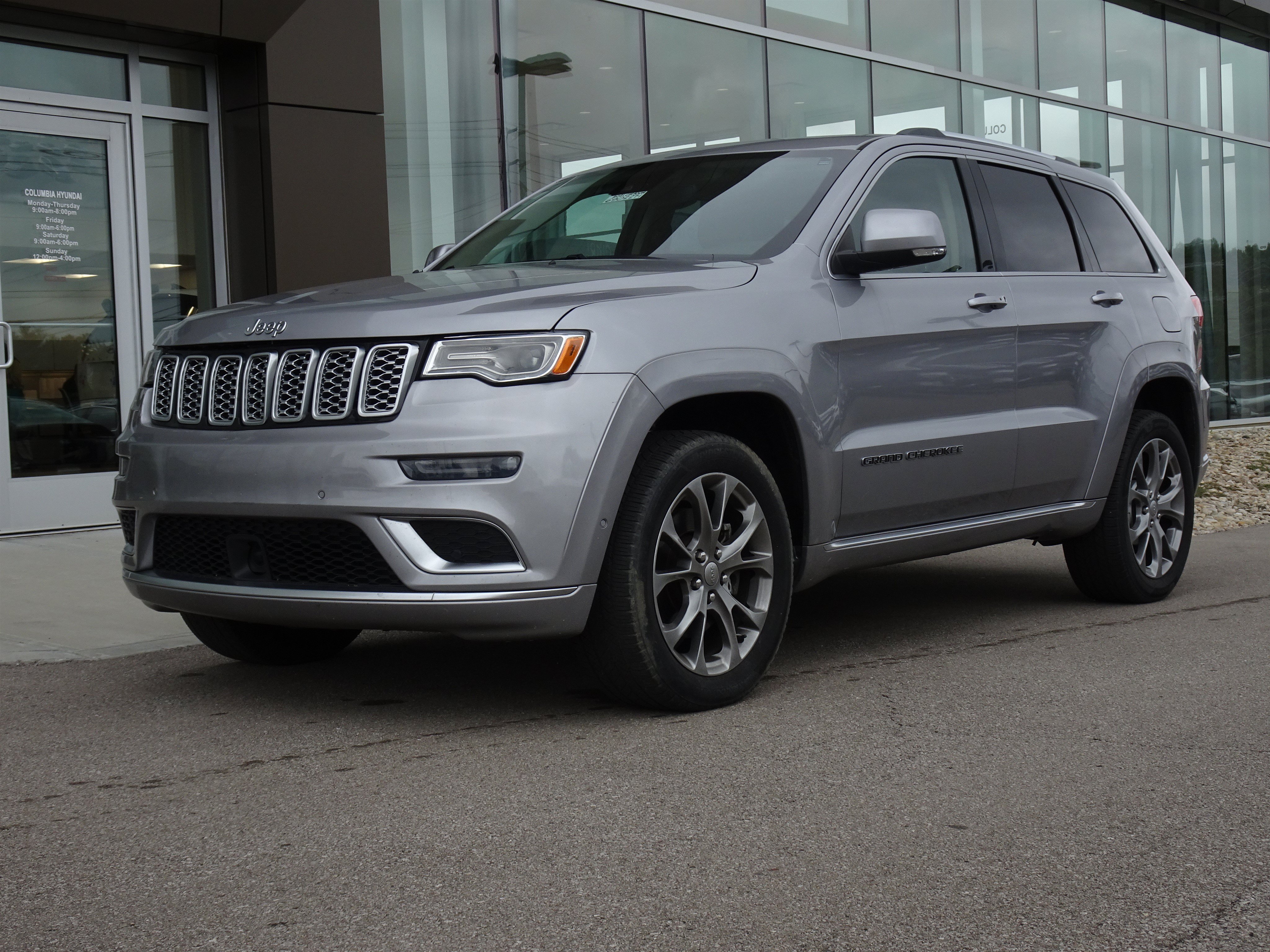 Used 2021 Jeep Grand Cherokee Summit w/ Platinum Series Group AWD/4WD image 1