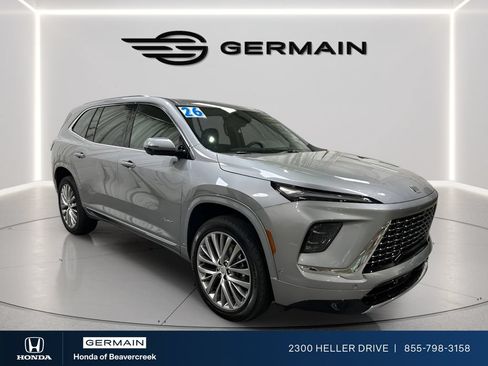 Used 2026 Buick Enclave Avenir w/ Super Cruise Package FWD image 1