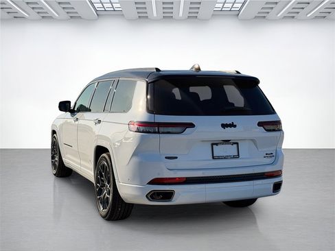 New 2025 Jeep Grand Cherokee L Summit w/ Obsidian Package image 5