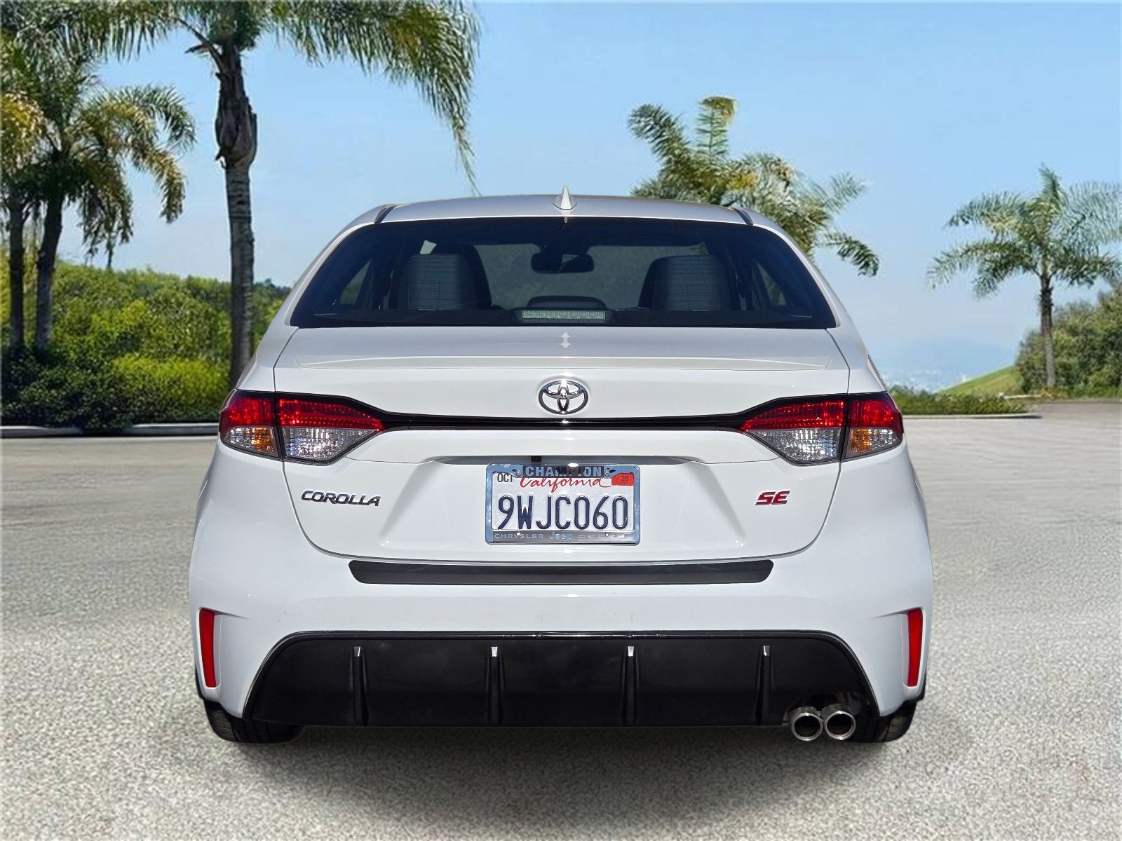 Used 2026 Toyota Corolla SE FWD image 5