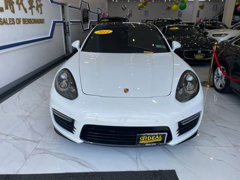 Used 2014 Porsche Panamera GTS image 2