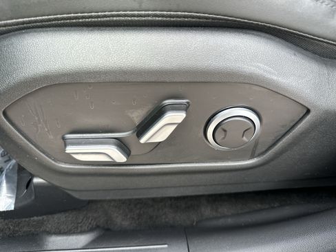 Used 2025 Hyundai Santa Fe SEL FWD image 14