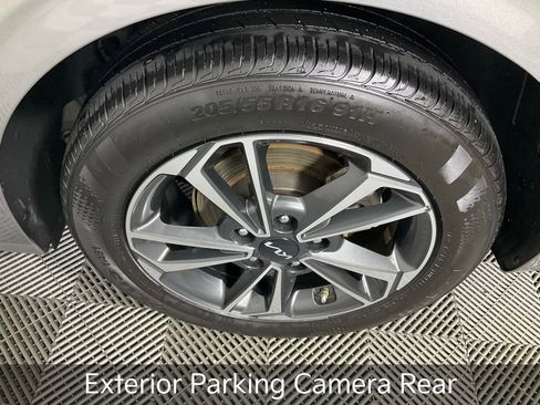 Certified 2024 Kia Forte LXS w/ LXS Technology Package image 9