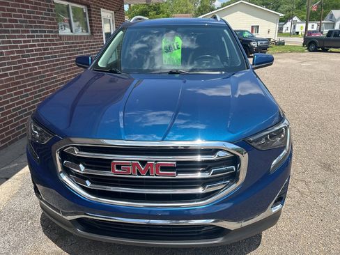 Used 2021 GMC Terrain SLT w/ Infotainment Package II AWD/4WD image 2