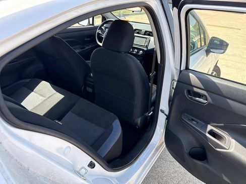 Used 2023 Nissan Versa SV FWD image 13