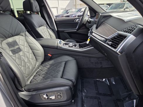 New 2026 BMW X5 xDrive40i w/ Off-Road Package image 17