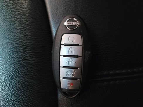 Used 2020 Nissan Pathfinder SL AWD/4WD image 32