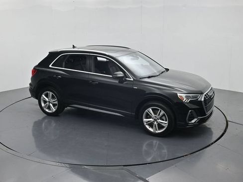 Used 2023 Audi Q3 2.0T Premium Plus AWD/4WD image 43