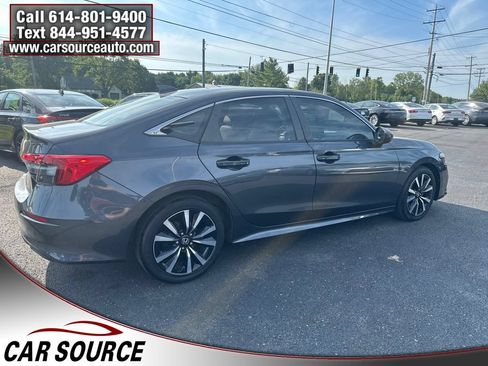 Used 2023 Honda Civic EX image 9