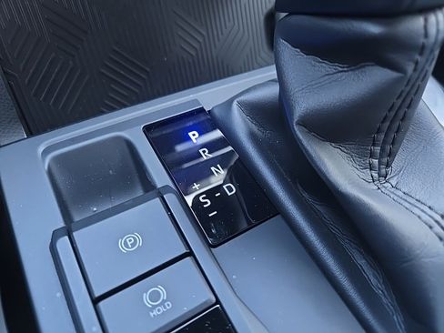 Used 2025 Toyota Tacoma SR5 image 67