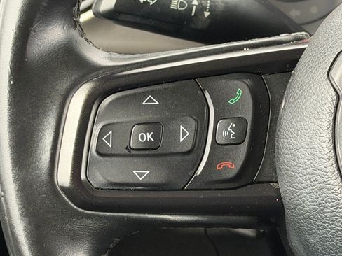 Used 2018 Jeep Wrangler Unlimited Sport S AWD/4WD image 14