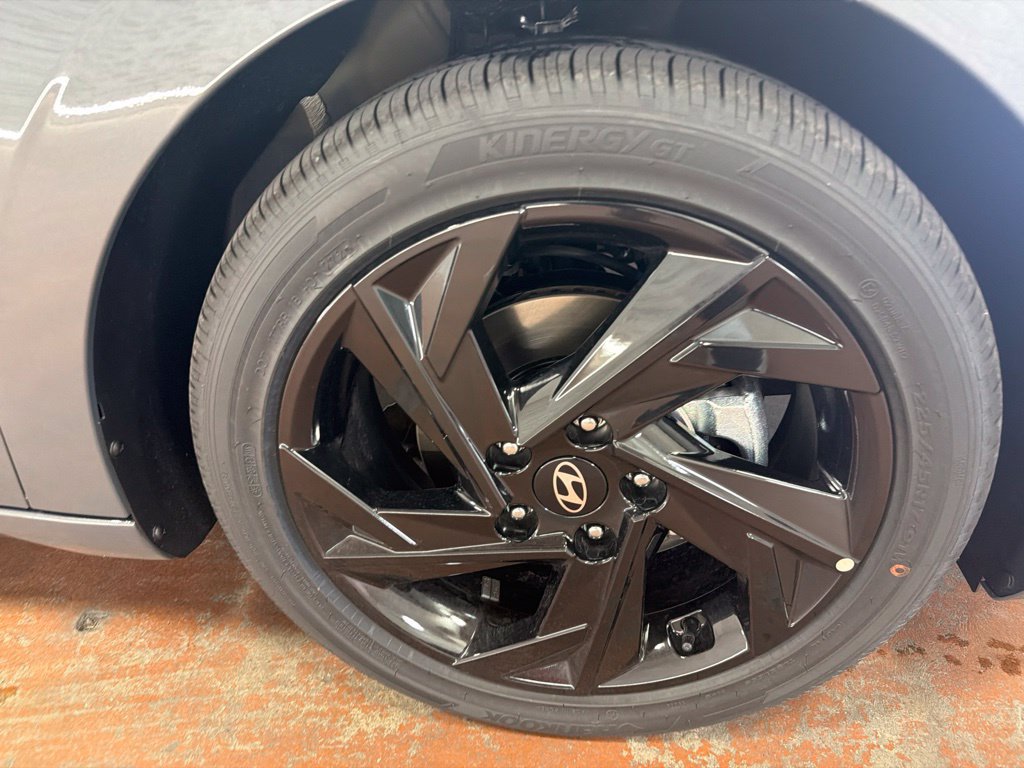 New 2026 Hyundai Elantra SEL Sport FWD image 10