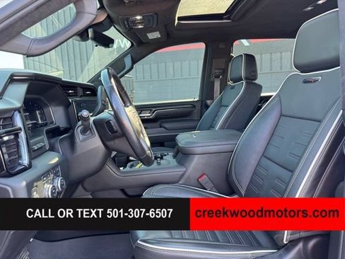 Used 2024 GMC Sierra 2500 AT4X AWD/4WD image 9