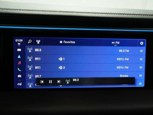 Certified 2025 Porsche Macan Electric RWD image 19