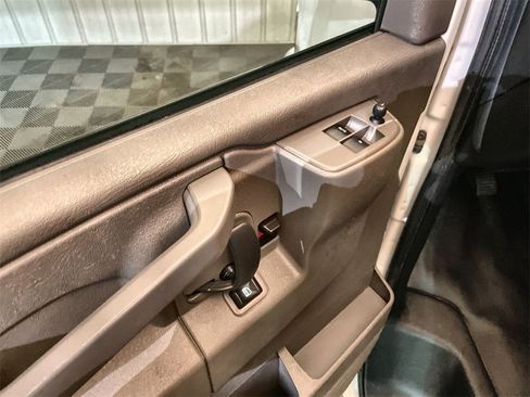 Used 2023 Chevrolet Express 2500 w/ Driver Convenience Package image 20