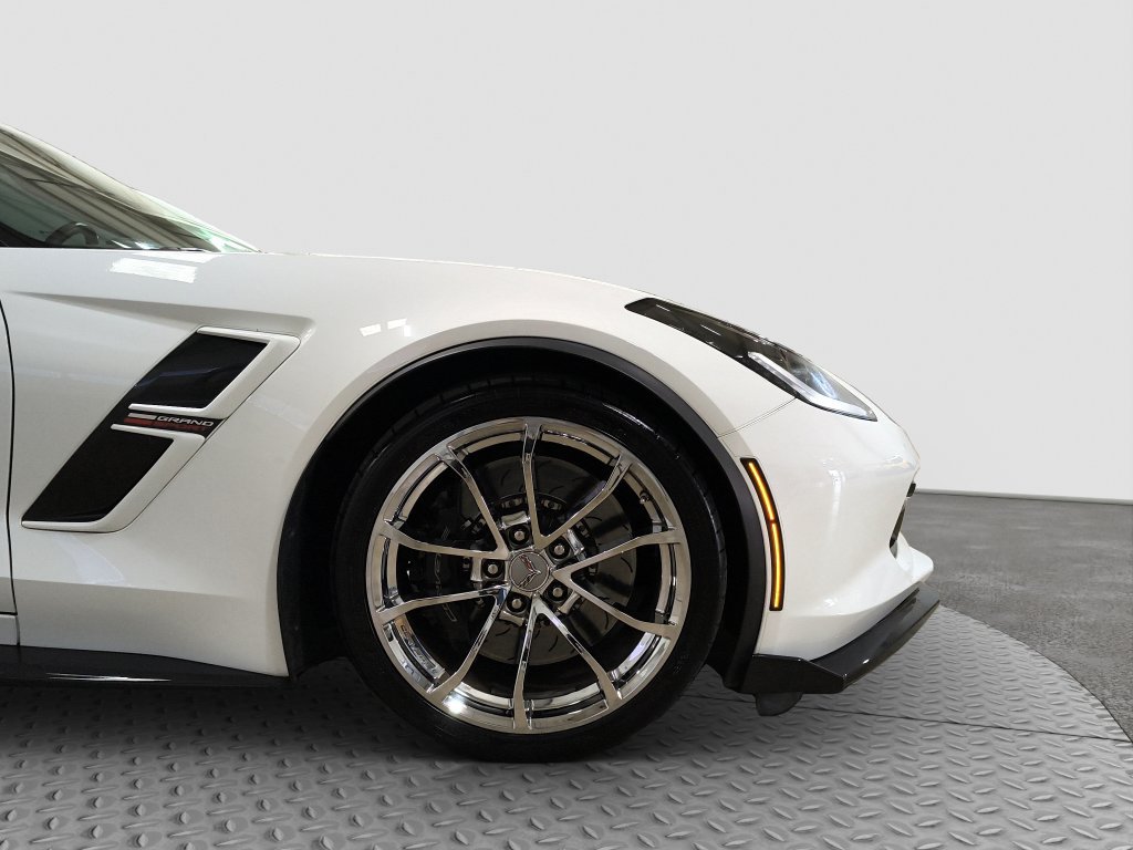 Used 2017 Chevrolet Corvette Grand Sport RWD image 17