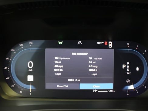 New 2025 Volvo XC40 B5 Ultra w/ Climate Package image 30