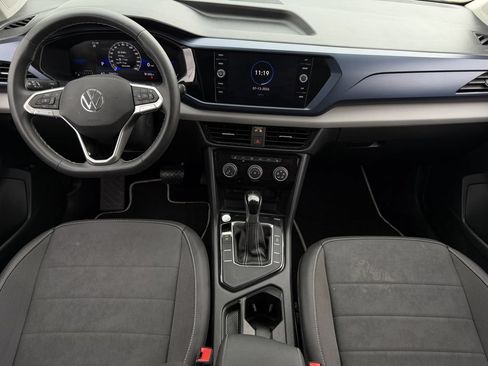 Used 2023 Volkswagen Taos SE FWD image 11