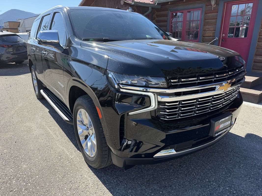 Used 2021 Chevrolet Tahoe Premier w/ Premium Package AWD/4WD image 2