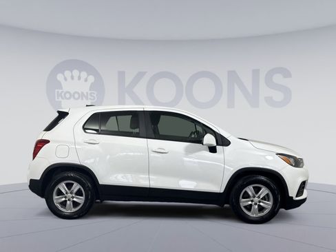 Used 2020 Chevrolet Trax LS FWD image 8