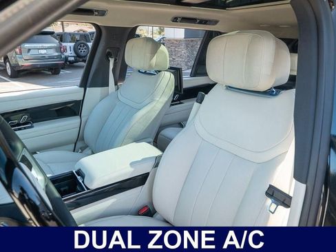 Used 2025 Land Rover Range Rover Long Wheelbase Autobiography AWD/4WD image 15