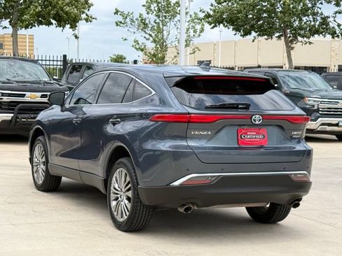 Used 2022 Toyota Venza Limited w/ Advanced Technology Package AWD/4WD image 7