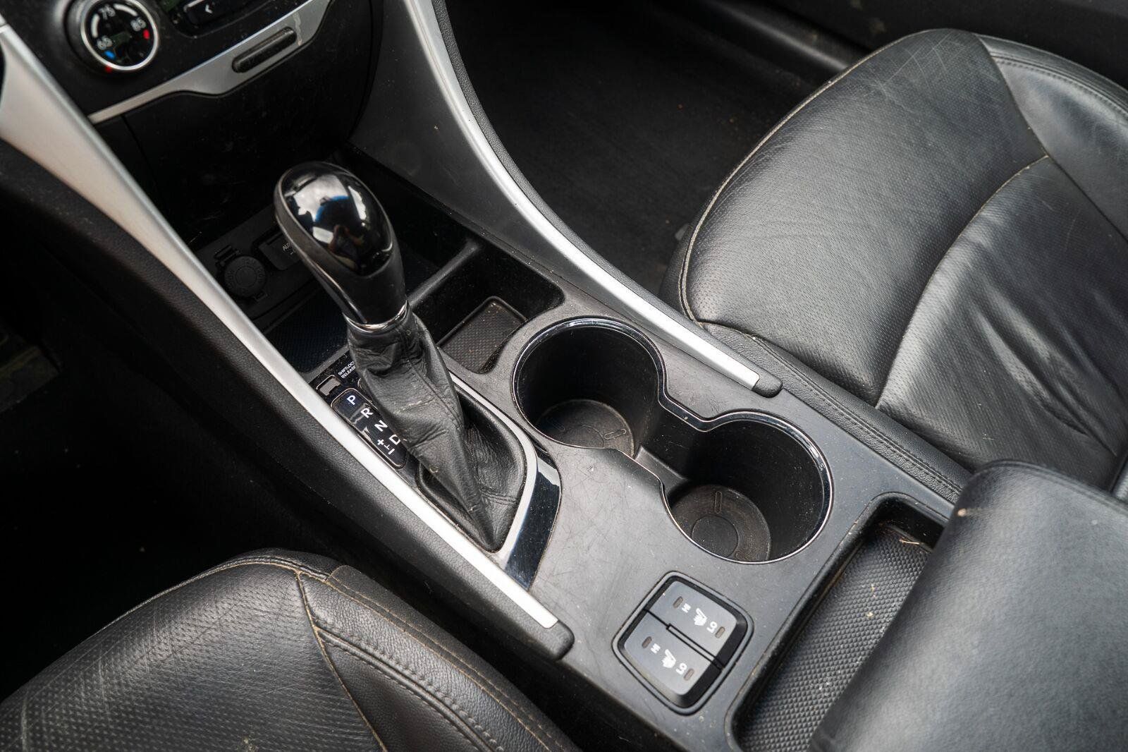 Used 2012 Hyundai Sonata Limited FWD image 21