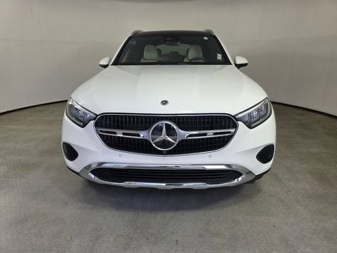 New 2027 Mercedes-Benz GLC 300 image 2