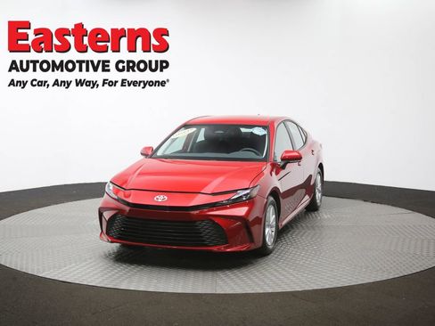 Used 2025 Toyota Camry LE FWD image 53