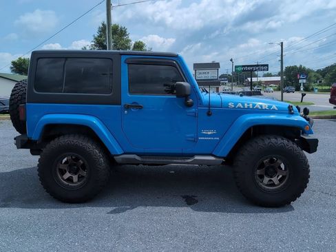 Used 2011 Jeep Wrangler Sahara w/ Trailer Tow Group AWD/4WD image 5