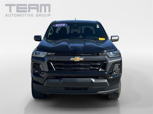 Used 2024 Chevrolet Colorado LT w/ LT Convenience Package II image 2