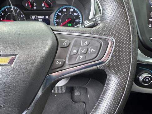 Certified 2024 Chevrolet Equinox LS w/ Driver Confidence II Package AWD/4WD image 16