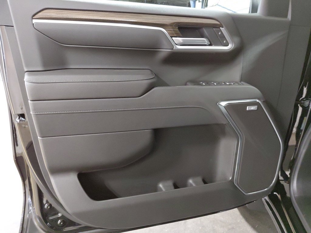 New 2026 Chevrolet Silverado 1500 RST AWD/4WD image 4