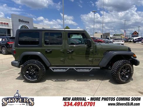 Used 2021 Jeep Wrangler Unlimited Sport AWD/4WD image 43