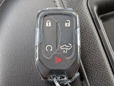 Used 2021 Chevrolet Silverado 2500 High Country w/ Z71 Off-Road Package image 30