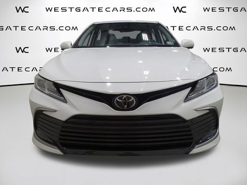 Used 2023 Toyota Camry LE image 4