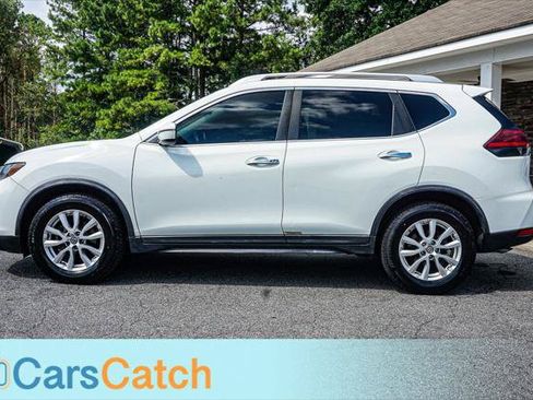 Used 2018 Nissan Rogue SV FWD image 8